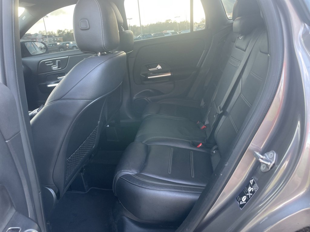 Used 2022 Mercedes-Benz GLA 35 AMG 4MATIC image 14