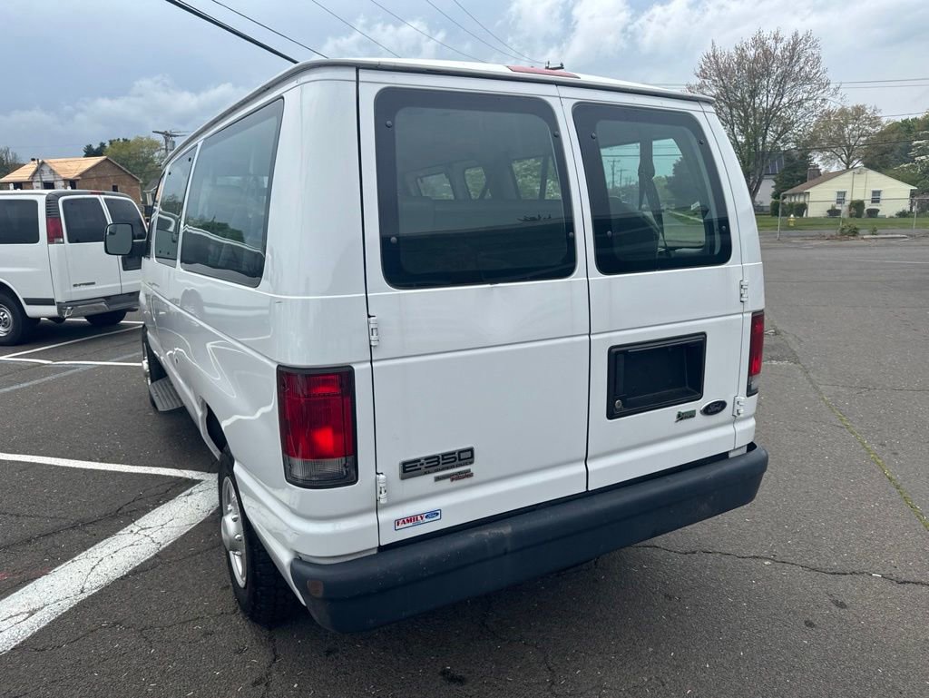 Used 2014 Ford E-350 and Econoline 350 XL w/ Power Windows & Locks Group RWD image 16