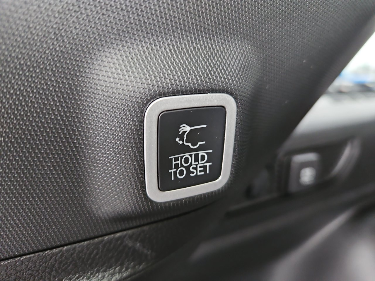 New 2026 Jeep Grand Cherokee Altitude AWD/4WD image 12