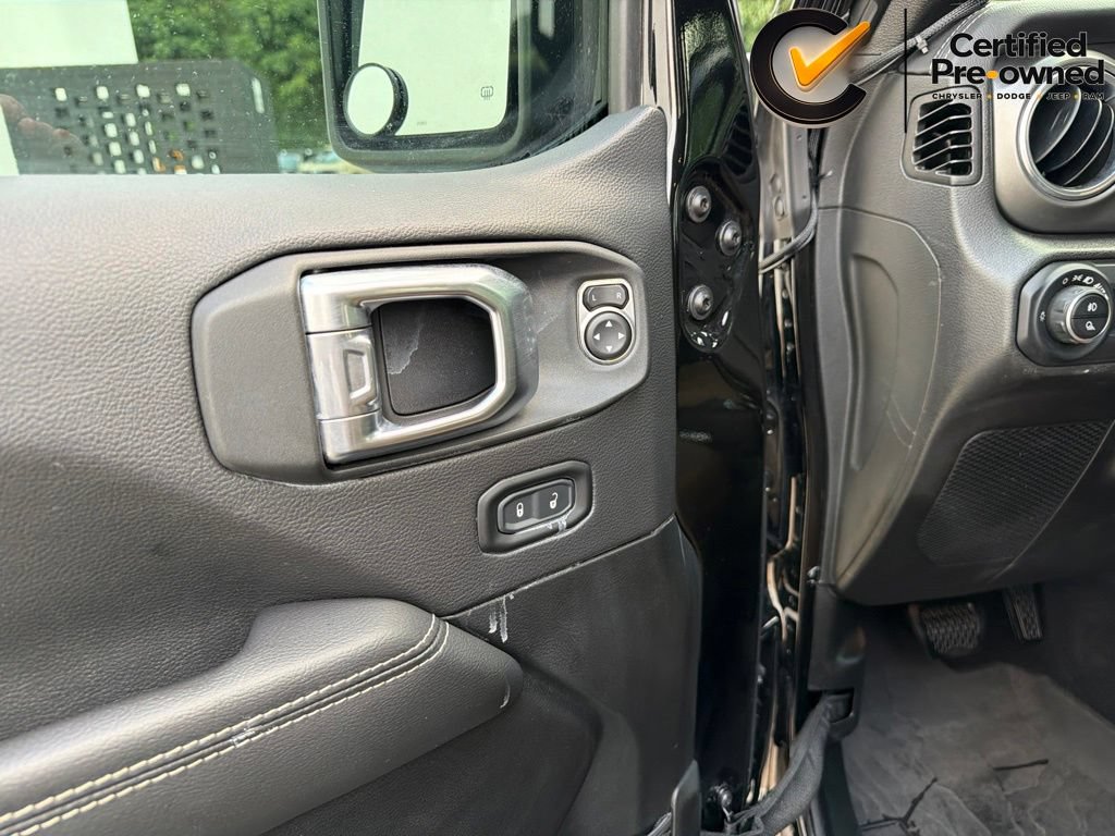 Certified 2023 Jeep Gladiator Rubicon w/ Cold Weather Group AWD/4WD image 49