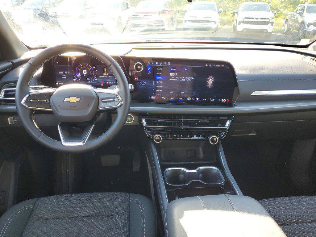 Used 2024 Chevrolet Traverse LT FWD image 24