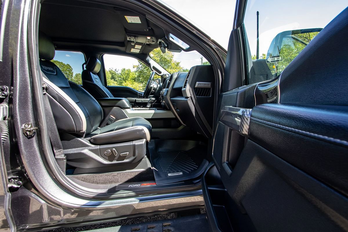 Used 2018 Ford F150 Raptor w/ Equipment Group 802A Luxury AWD/4WD image 17