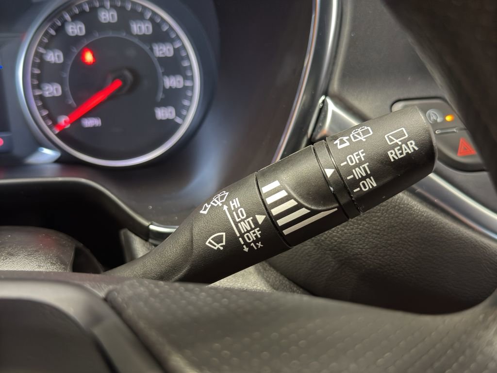 Used 2025 Chevrolet Blazer LT image 27