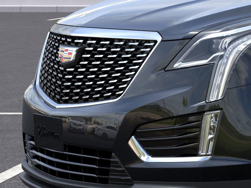 New 2026 Cadillac XT5 Luxury w/ LPO, Floor Liner Package FWD image 41