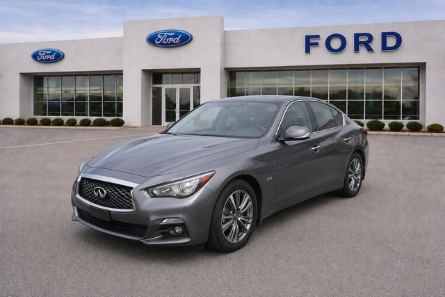 Used 2018 INFINITI Q50 Luxe w/ Sensory Package (Luxe) AWD/4WD image 1