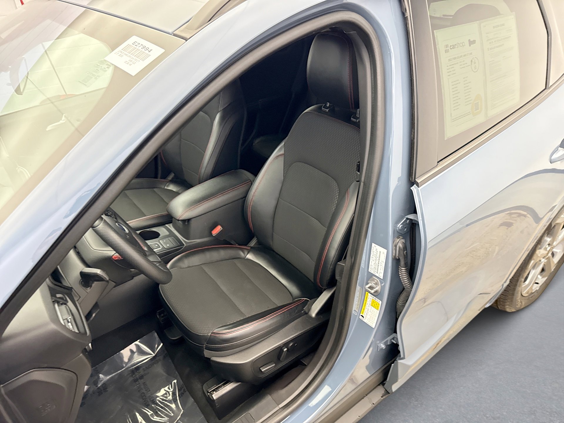Used 2023 Ford Escape ST-Line AWD/4WD image 11
