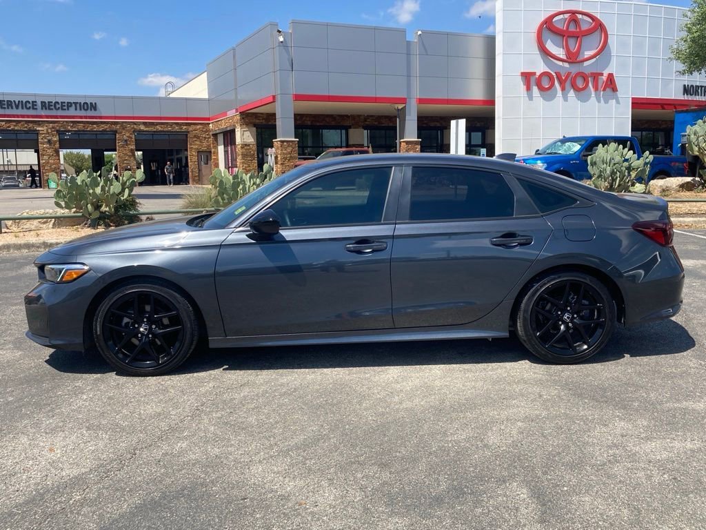 Used 2026 Honda Civic Sport image 8