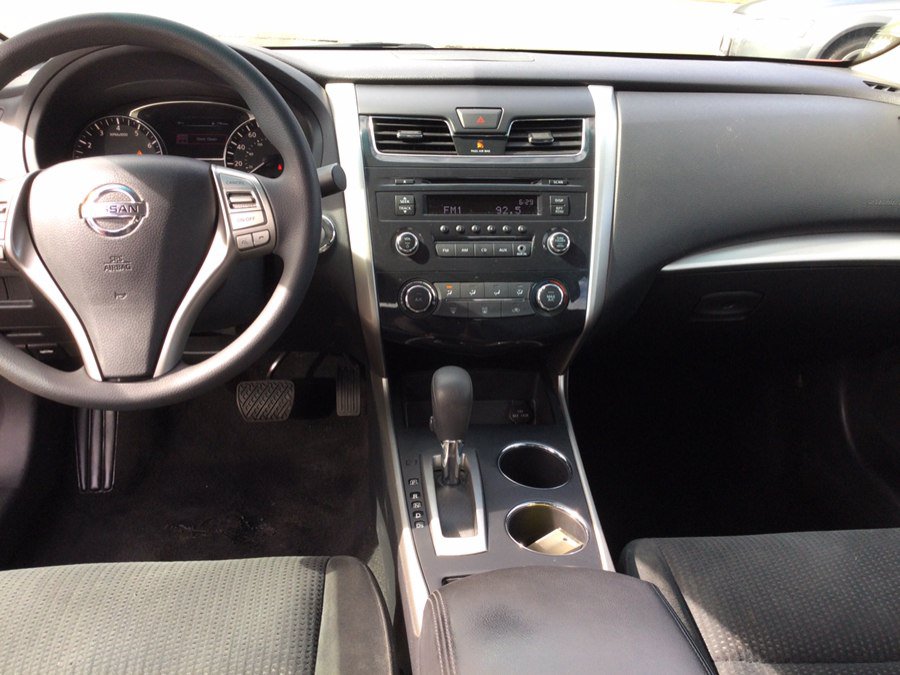Used 2015 Nissan Altima 2.5 S w/ Power Driver Seat Package FWD image 18