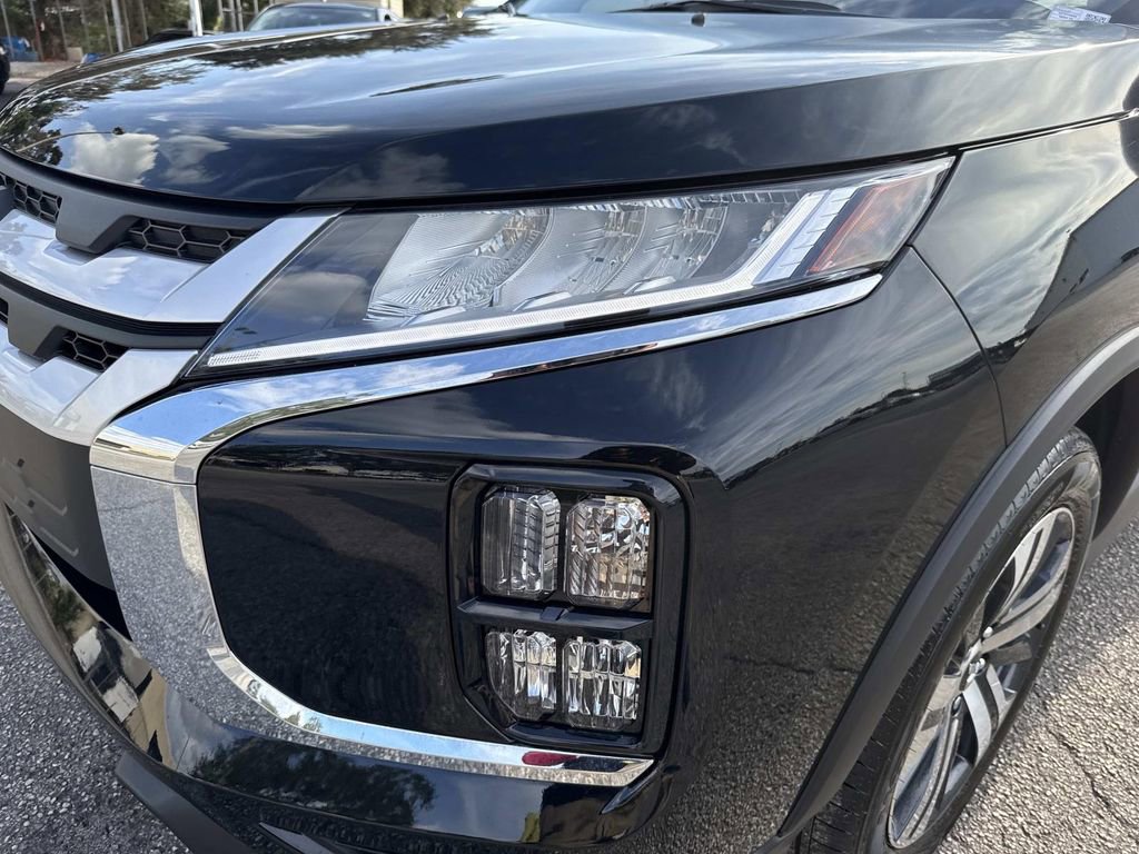 Used 2025 Mitsubishi Outlander Sport ES image 9