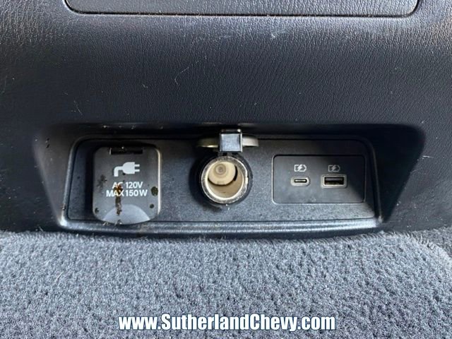 Used 2023 Nissan Armada SL w/ Captain's Chairs Package image 43