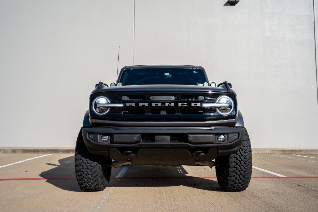 Used 2021 Ford Bronco Outer Banks image 3