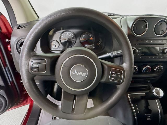Used 2017 Jeep Compass Sport image 13