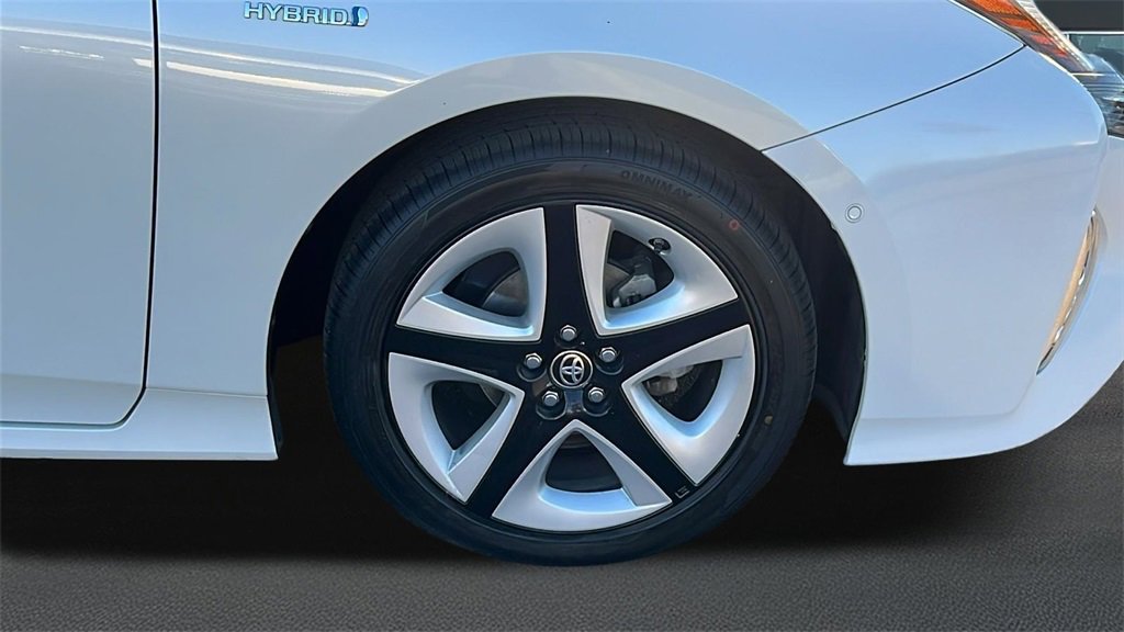 Used 2018 Toyota Prius Three Touring image 5