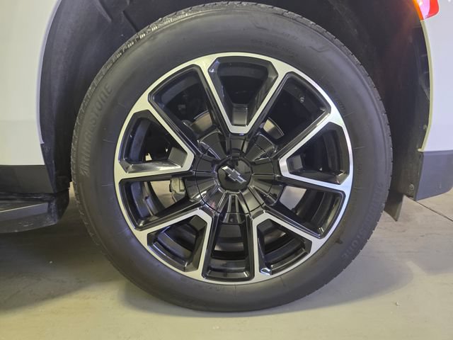 Used 2024 Chevrolet Tahoe RST w/ Luxury Package AWD/4WD image 37