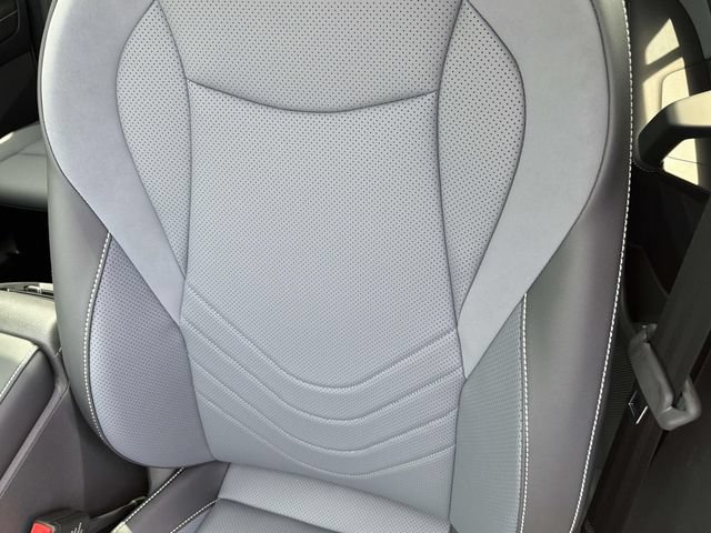 New 2026 Volkswagen Tiguan SE R-Line FWD image 27