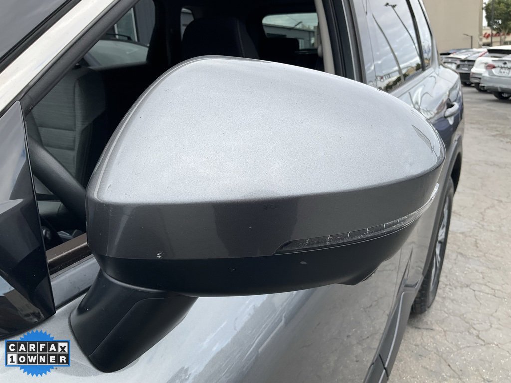 Used 2021 Nissan Rogue SV image 88