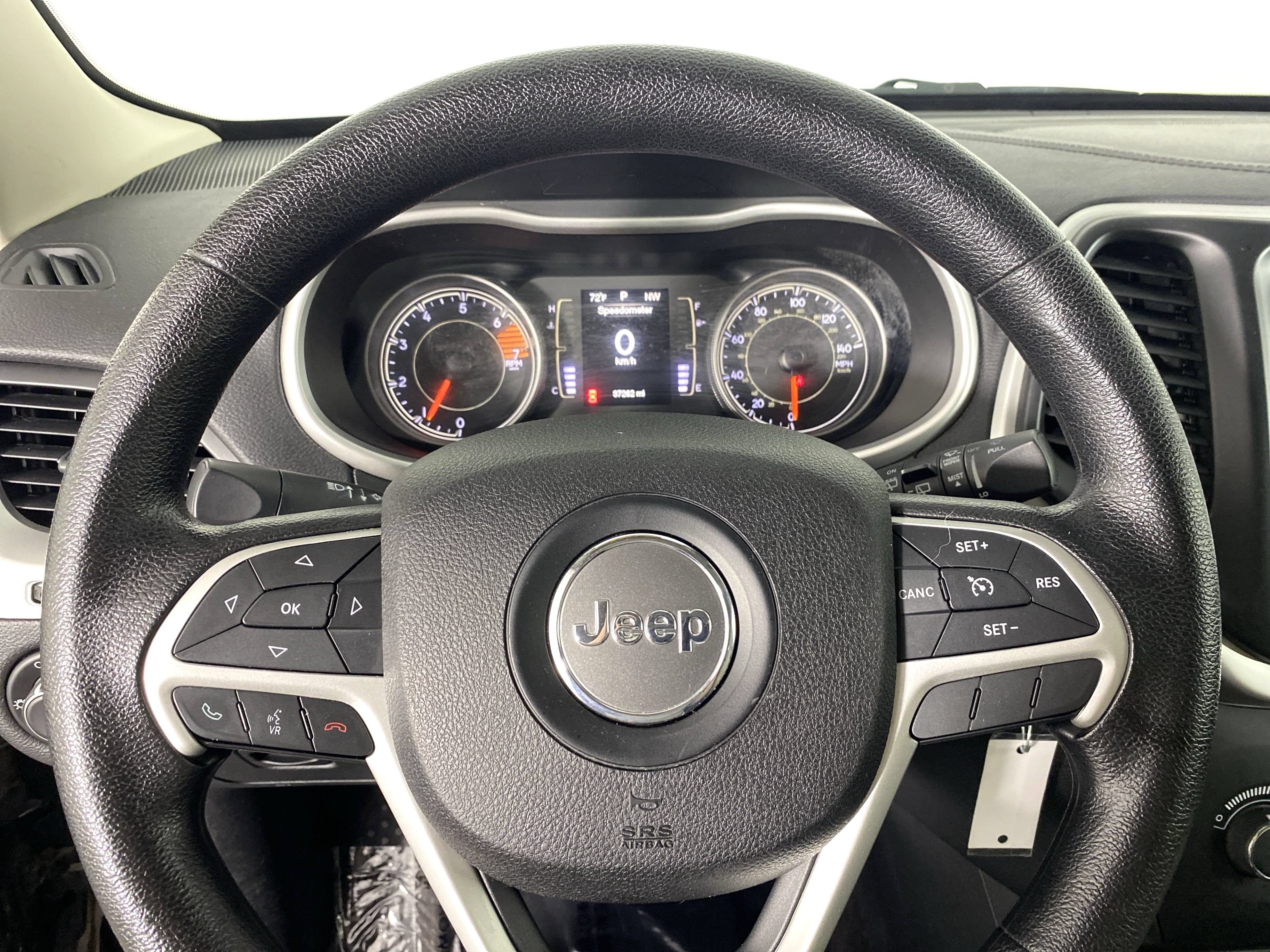 Used 2016 Jeep Cherokee Sport AWD/4WD image 19