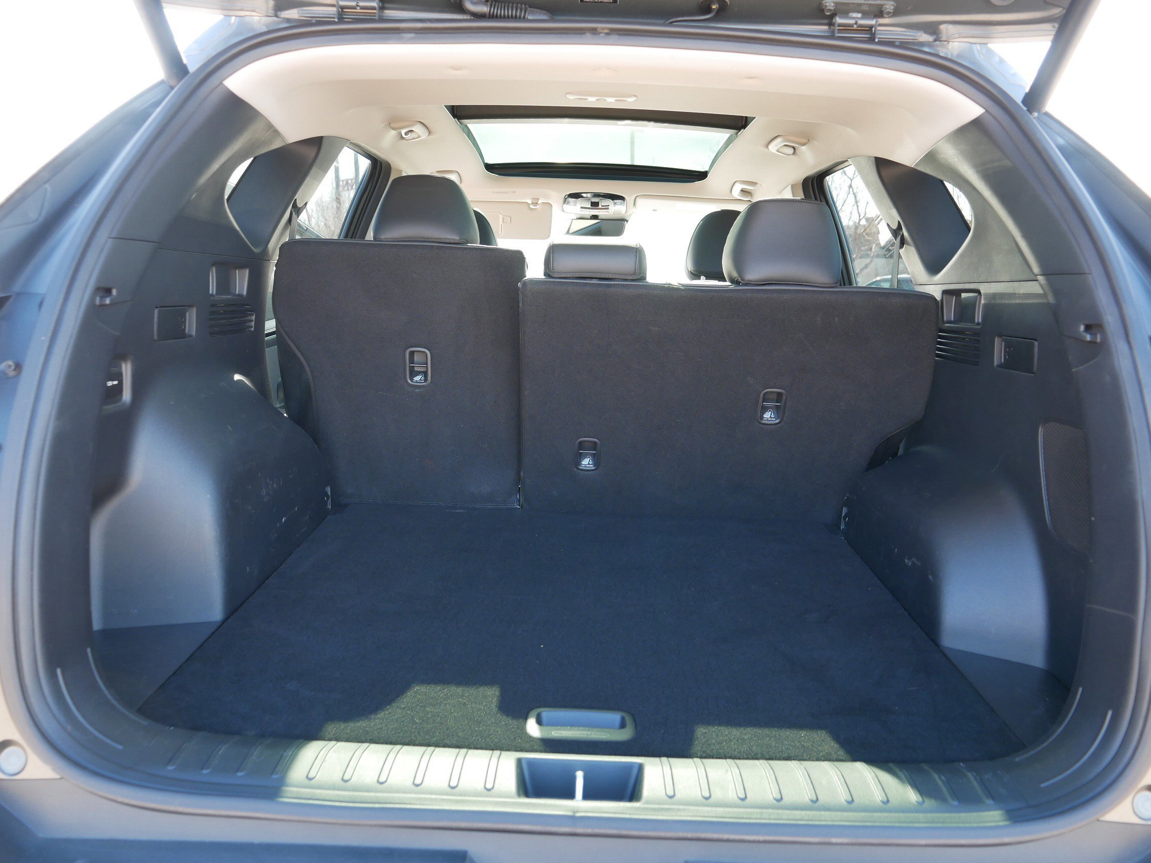 Used 2023 Hyundai Tucson Limited AWD/4WD image 17