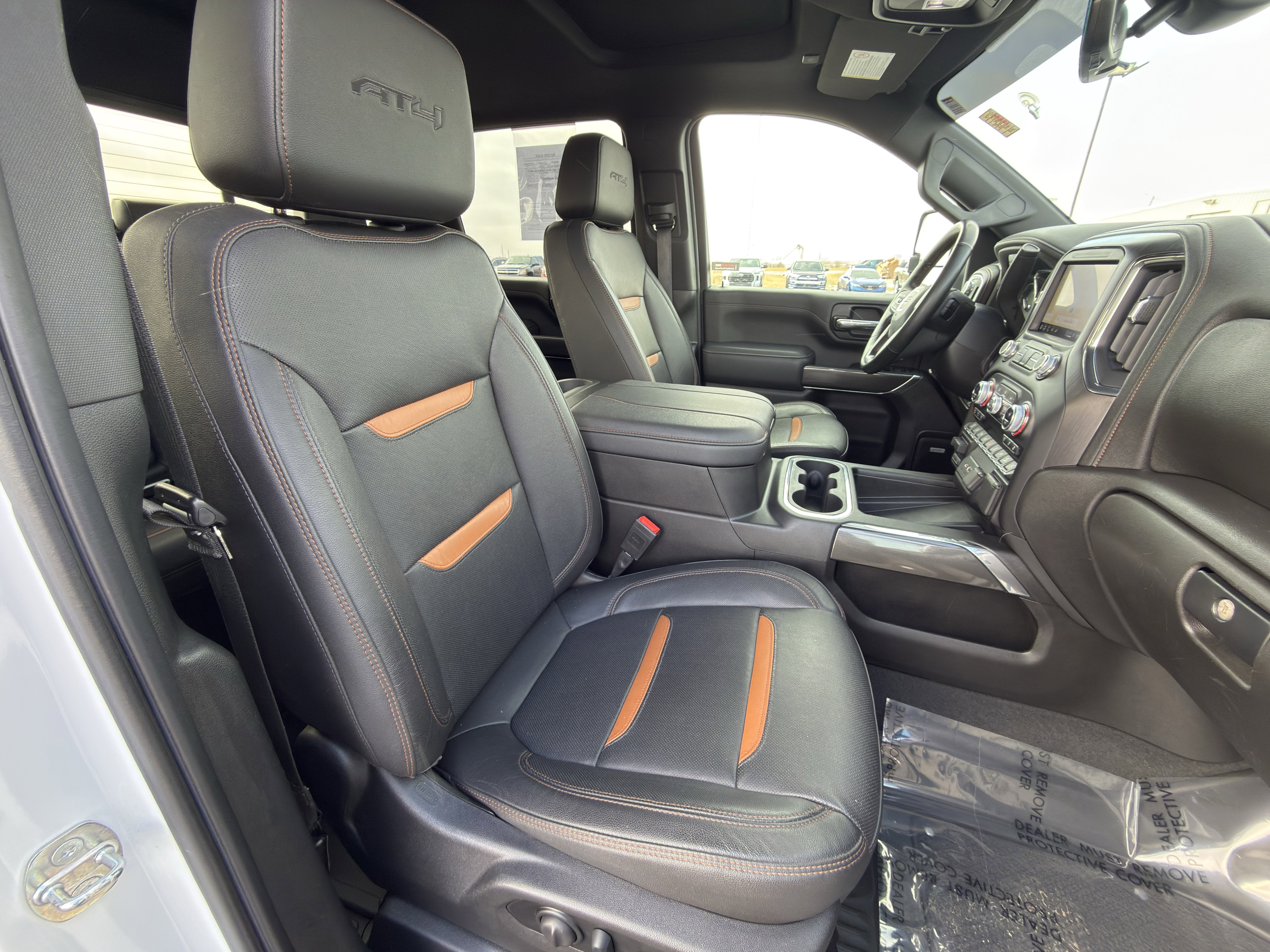 Used 2023 GMC Sierra 2500 AT4 w/ AT4 Premium Plus Package image 13