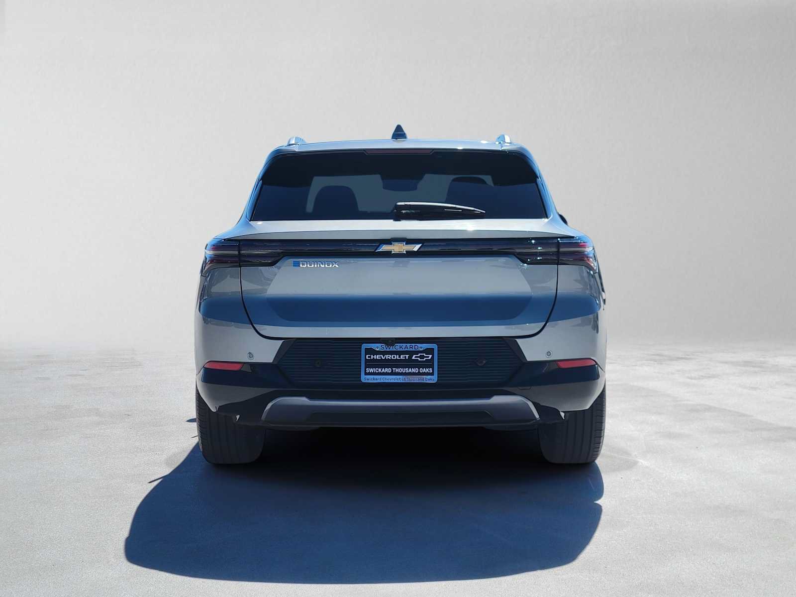 Used 2024 Chevrolet Equinox EV LT FWD image 4