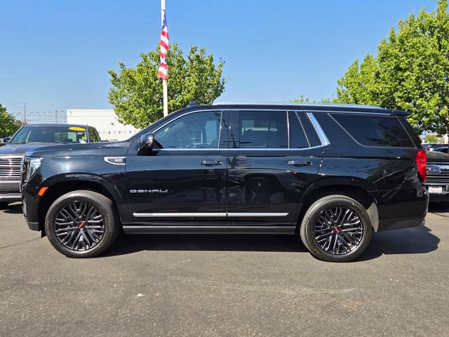 Used 2021 GMC Yukon Denali w/ Denali Premium Package AWD/4WD image 7