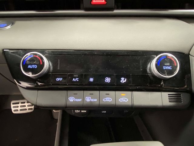 Certified 2025 Hyundai Elantra Sport image 19