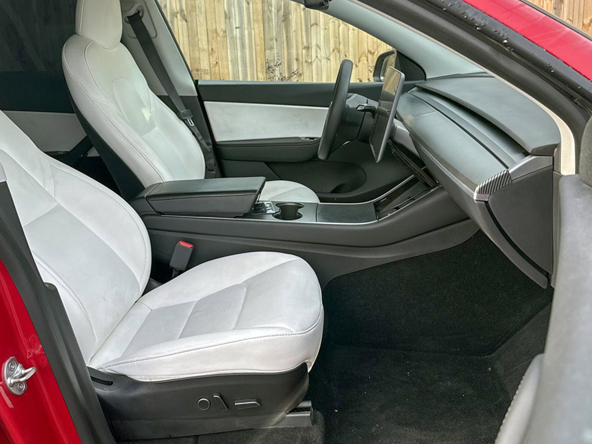 Used 2021 Tesla Model Y Performance image 30