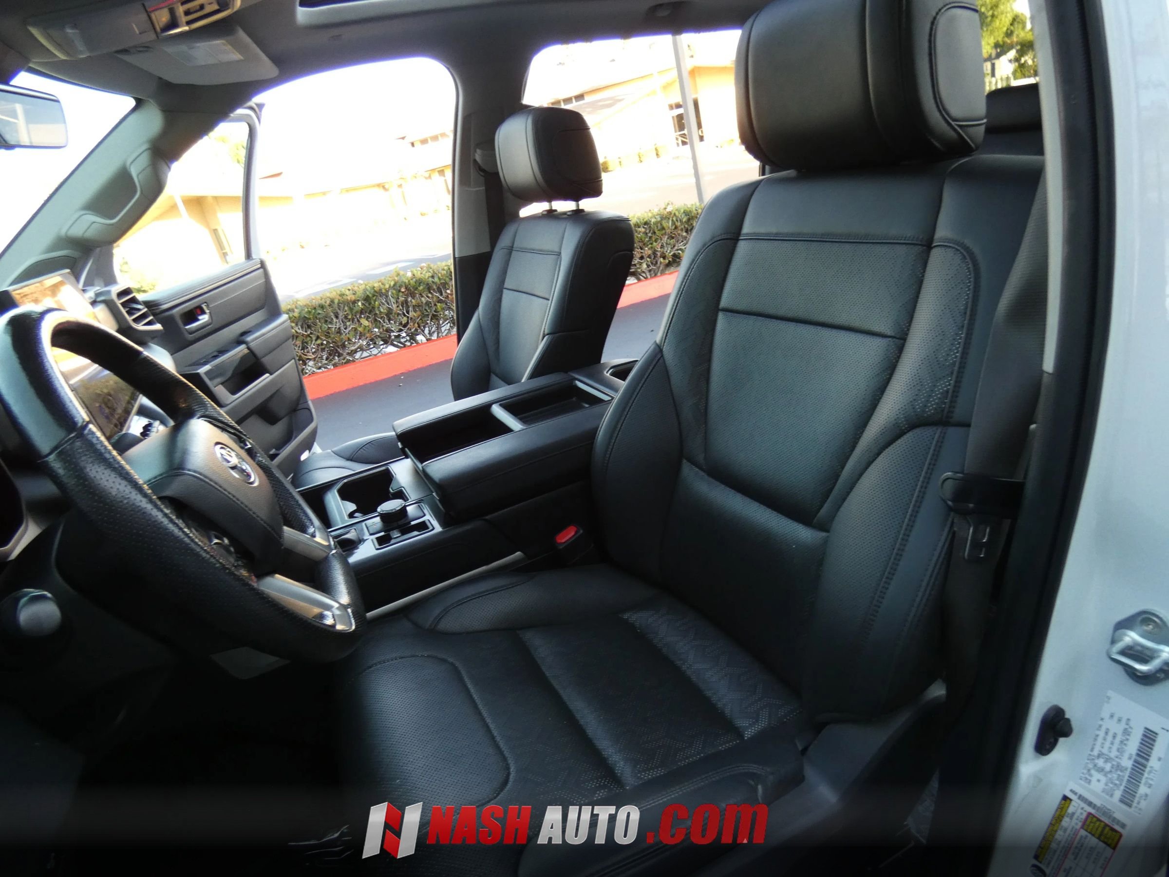 Used 2024 Toyota Tundra Limited AWD/4WD image 68