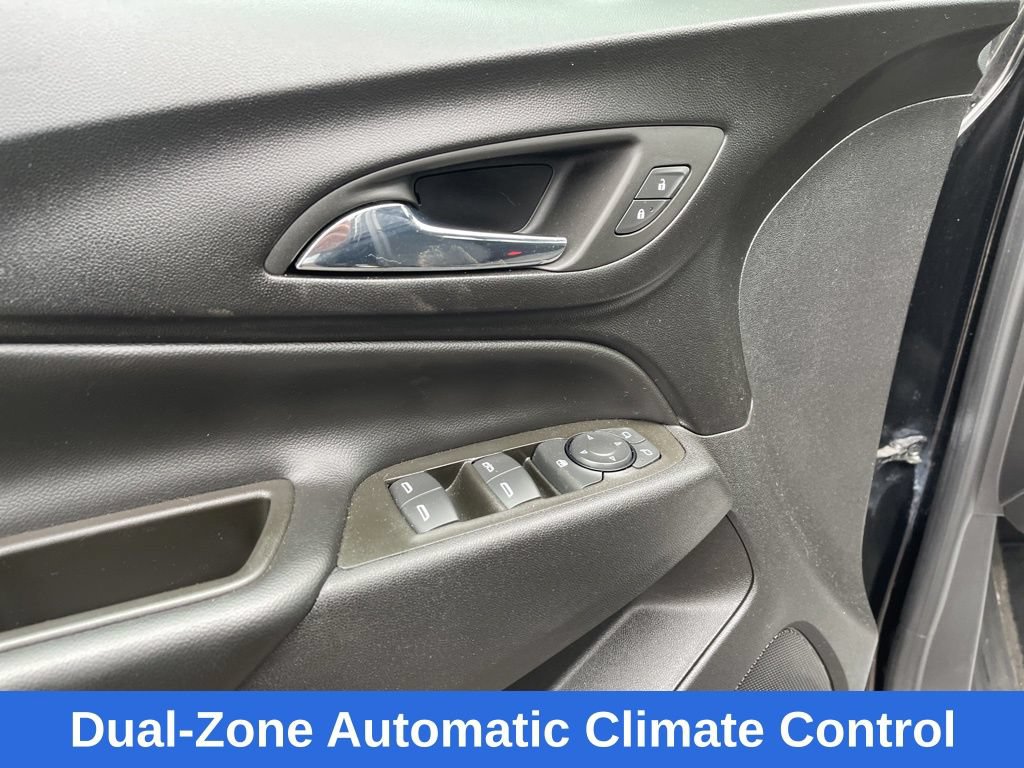 Used 2023 Chevrolet Equinox LT AWD/4WD image 12