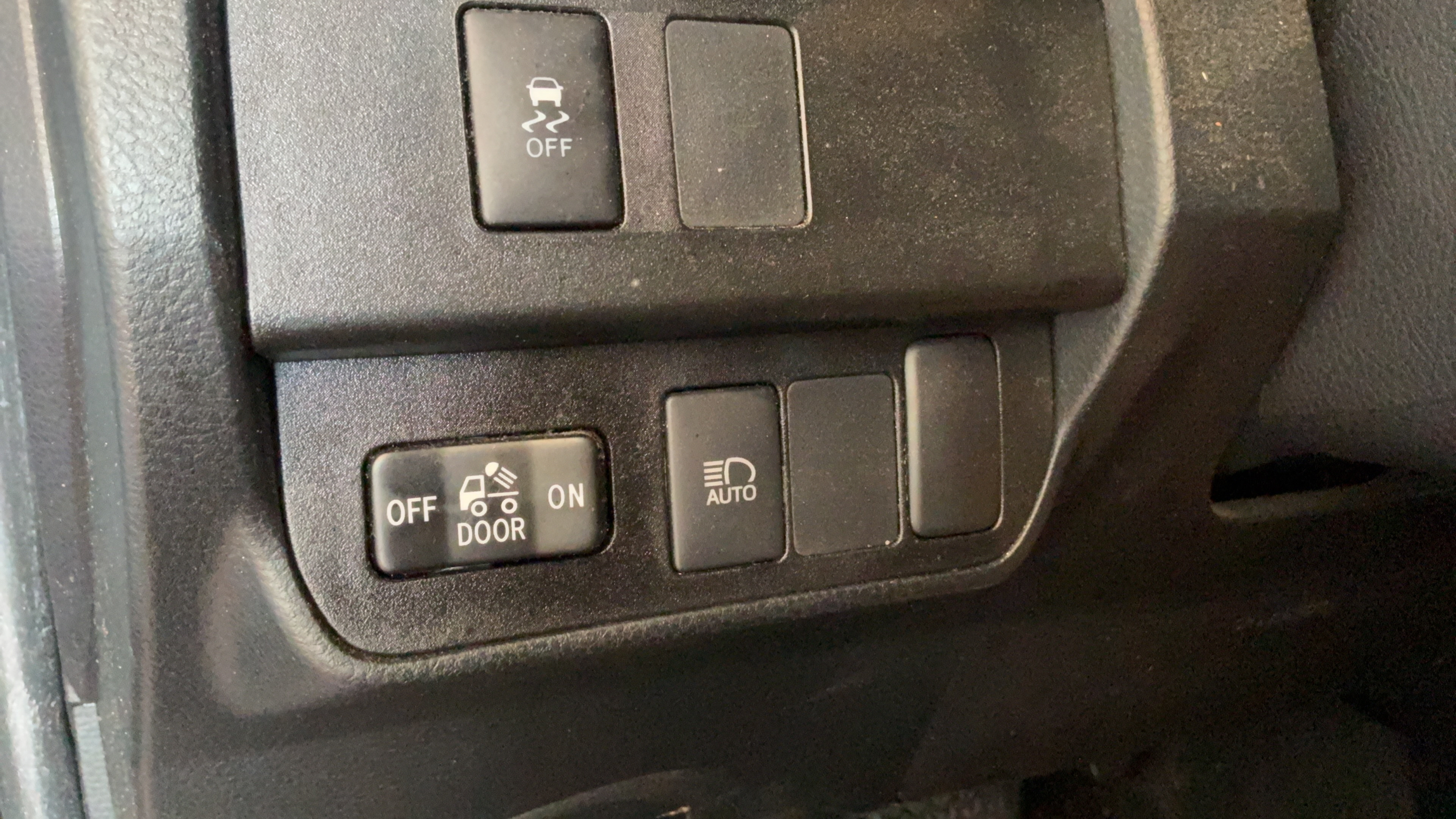 Used 2021 Toyota Tacoma SR5 RWD image 16