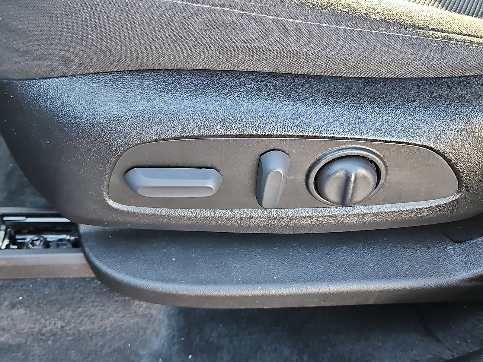Certified 2023 Chevrolet Traverse LT image 25