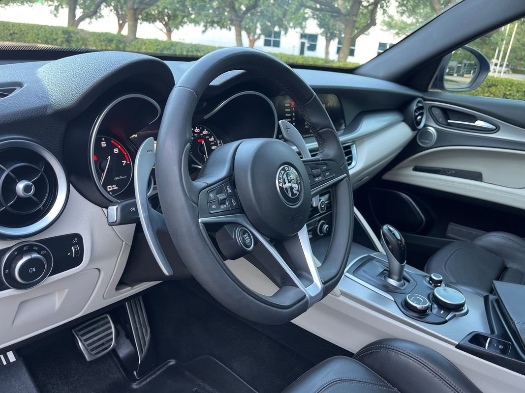 Used 2019 Alfa Romeo Stelvio Ti Sport w/ Quick Order Package 22S Sport image 23