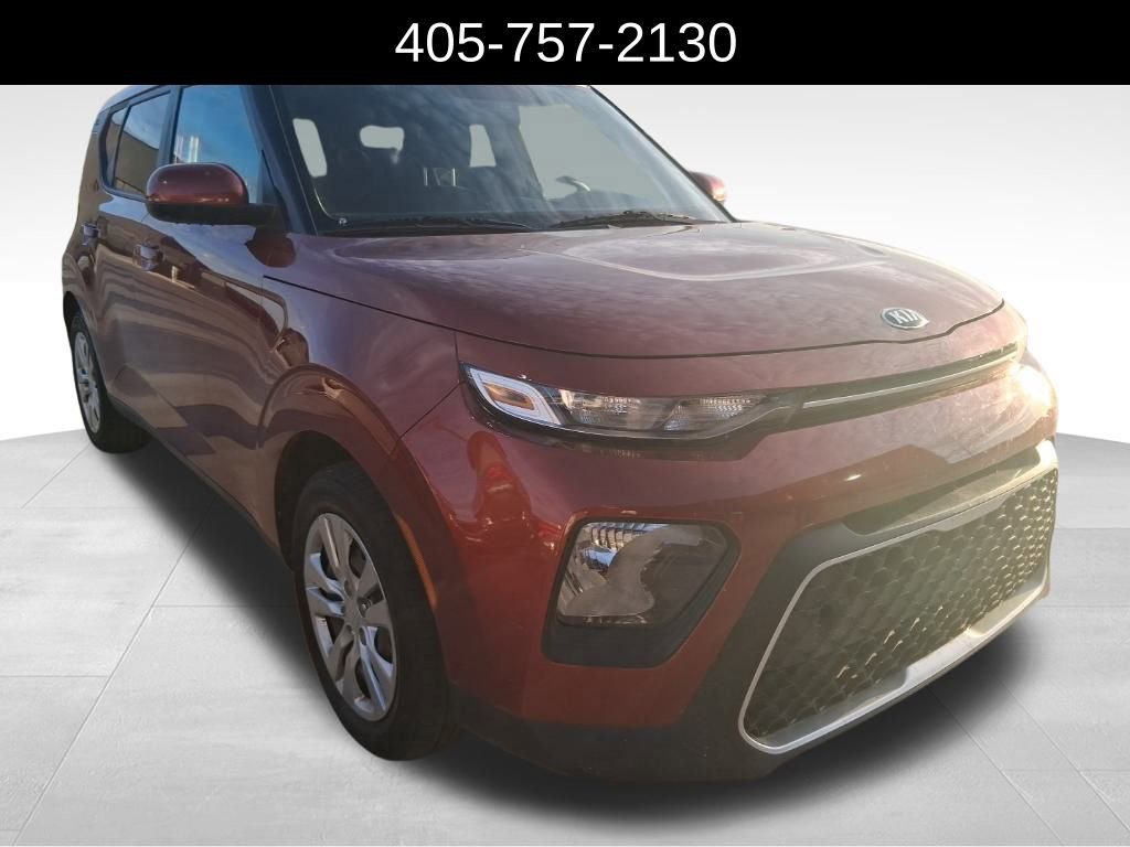 Used 2021 Kia Soul LX image 2