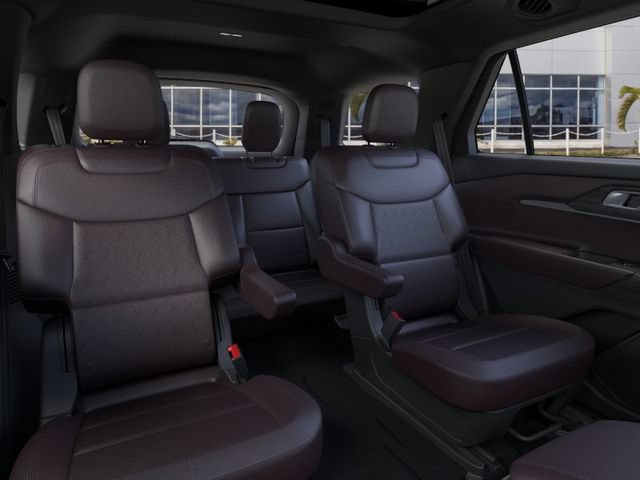 New 2026 Ford Explorer Platinum RWD image 32
