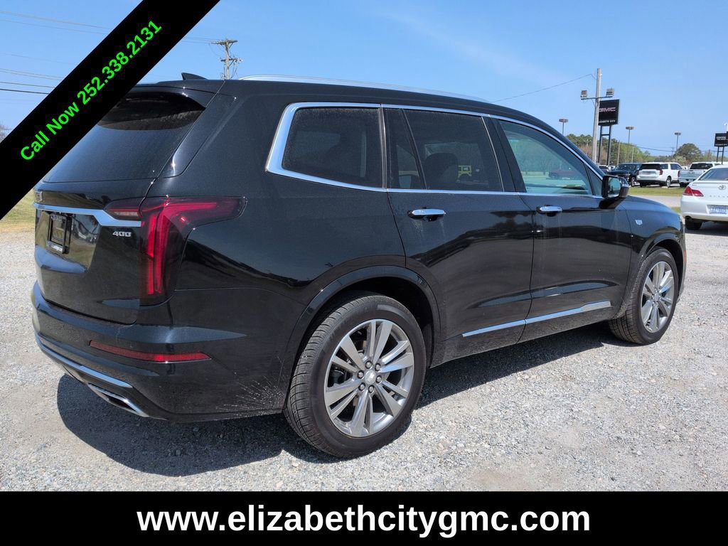 Used 2022 Cadillac XT6 Premium Luxury image 4