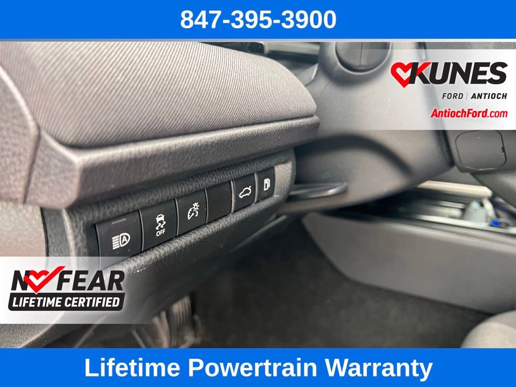 Used 2025 Toyota Camry LE FWD image 12
