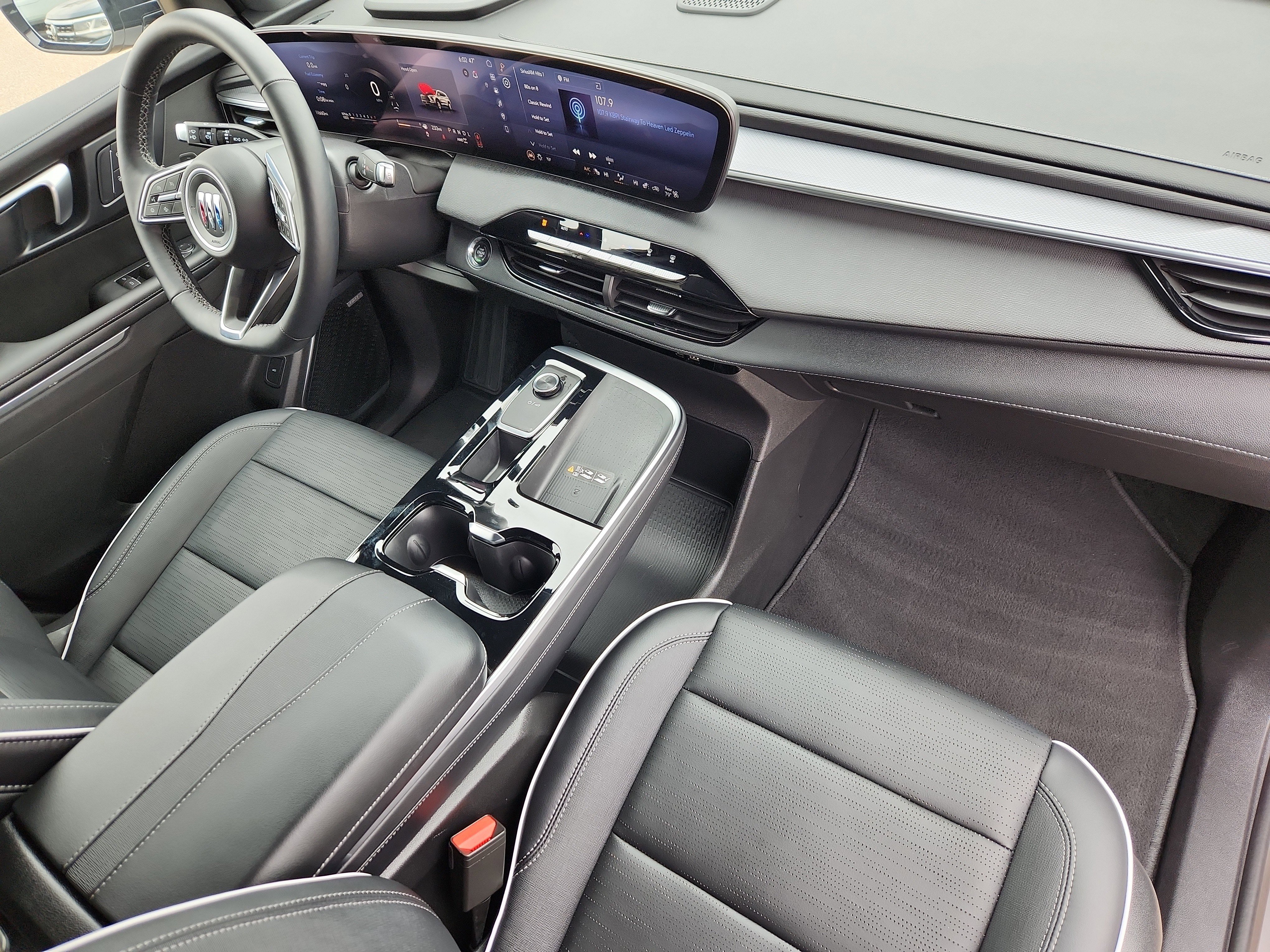 Used 2025 Buick Enclave Sport Touring image 15