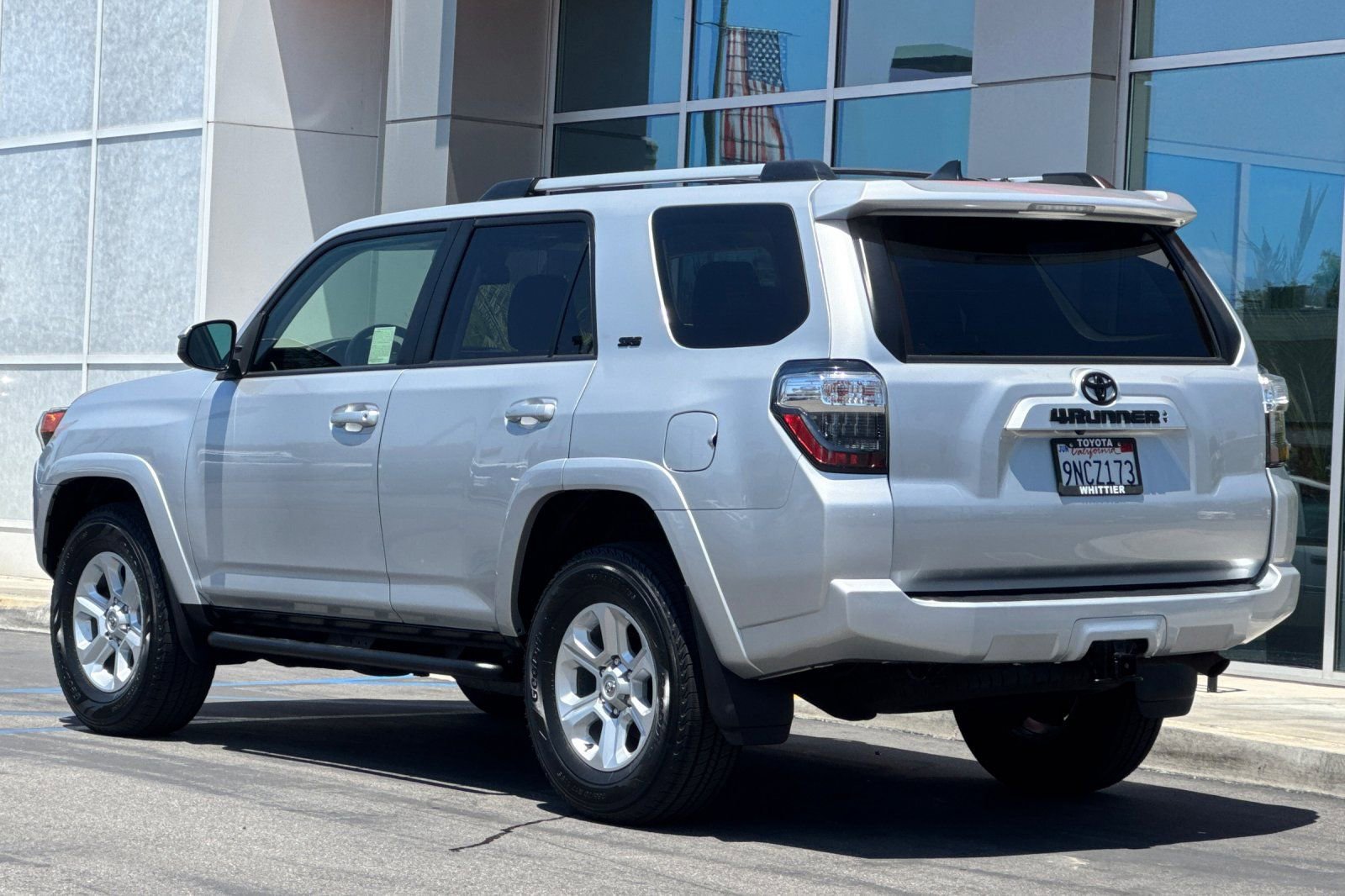 Used 2024 Toyota 4Runner SR5 AWD/4WD image 8