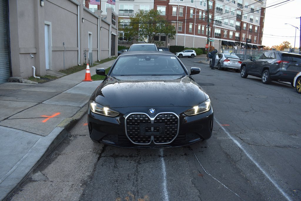 Used 2025 BMW 430i Convertible image 3