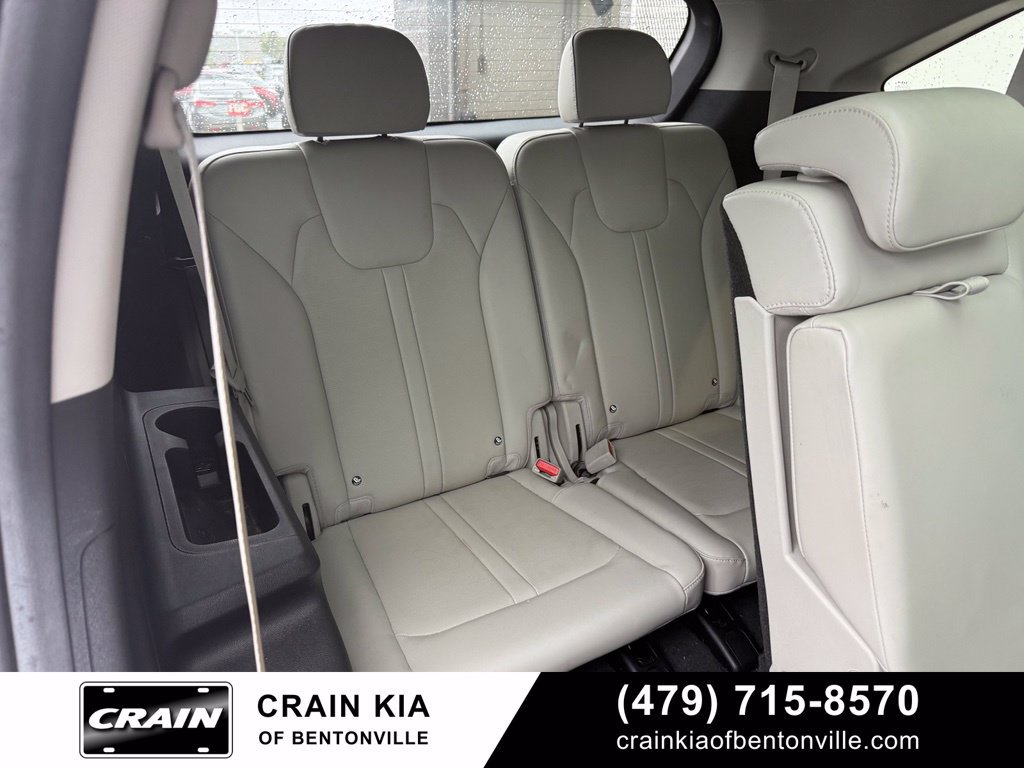 Certified 2025 Kia Sorento S w/ Panoramic Sunroof Package FWD image 27