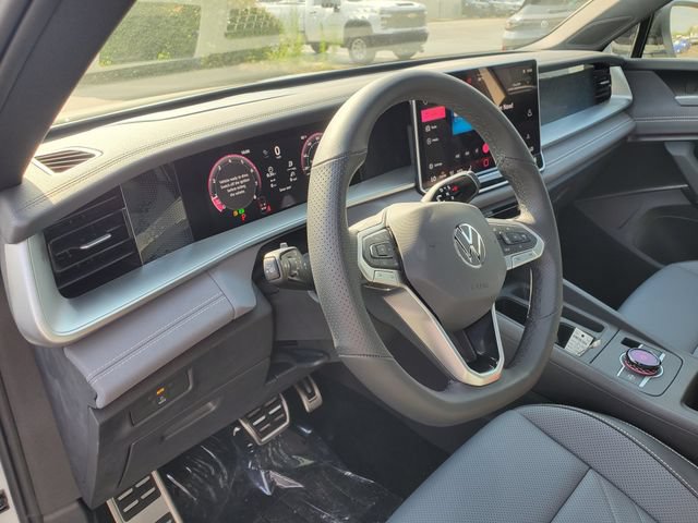 New 2026 Volkswagen Tiguan SE R-Line AWD/4WD image 19