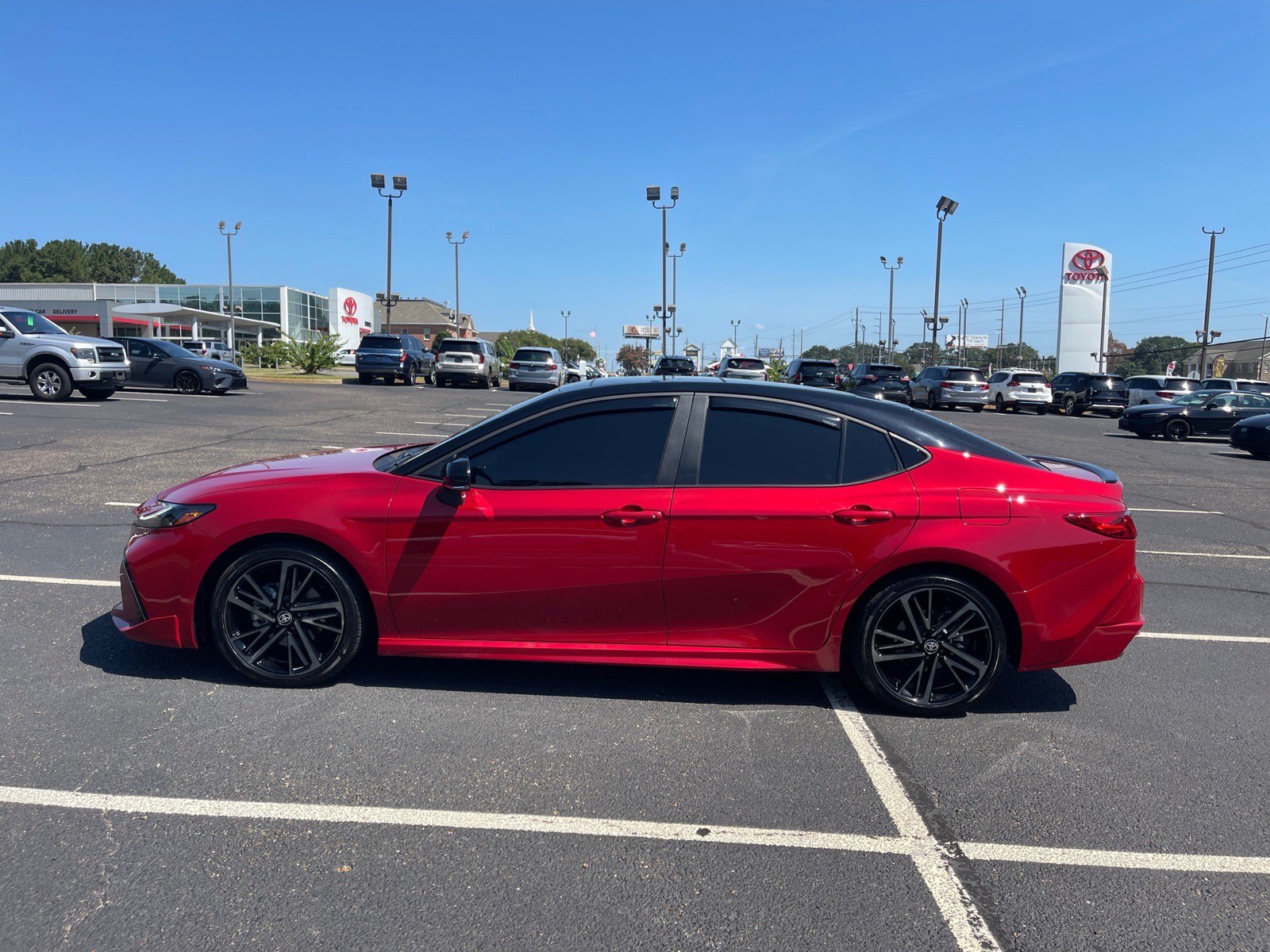 Used 2025 Toyota Camry XSE w/ Premium Plus Package FWD image 13