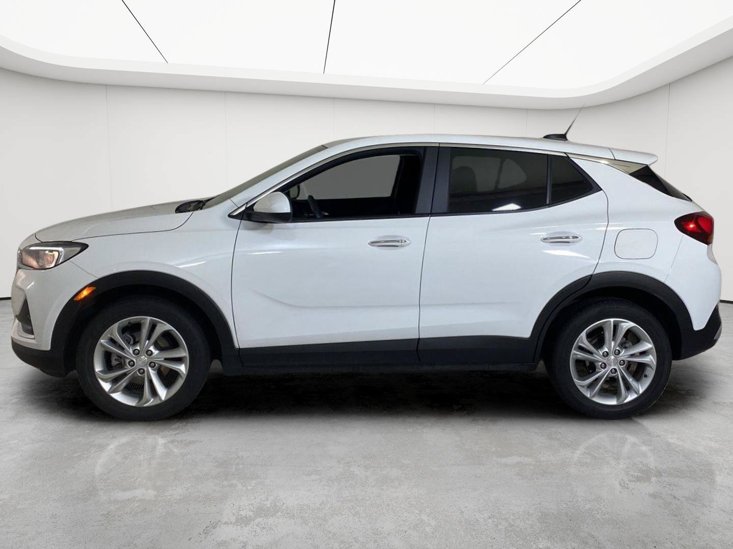 Used 2023 Buick Encore GX Preferred w/ Cold Weather Comfort Package FWD image 2