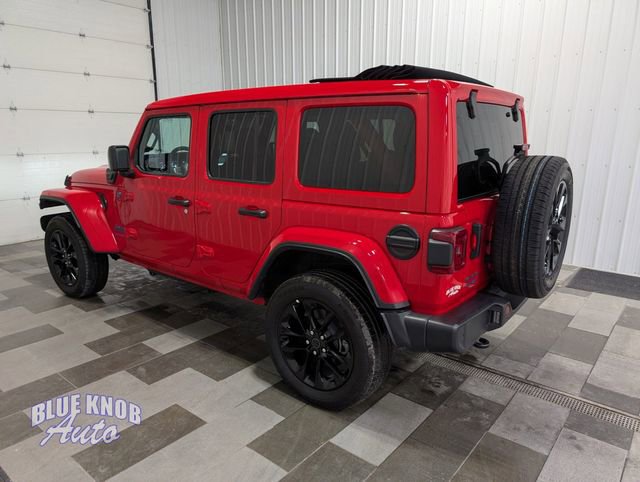 Used 2025 Jeep Wrangler Unlimited Sahara w/ Safety Group AWD/4WD image 2