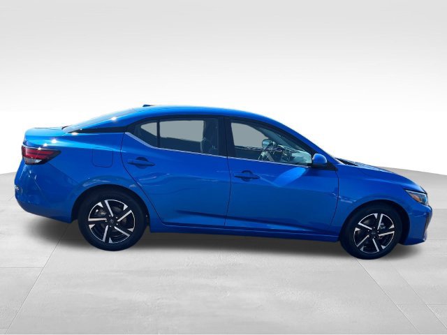 Certified 2025 Nissan Sentra SV FWD image 6
