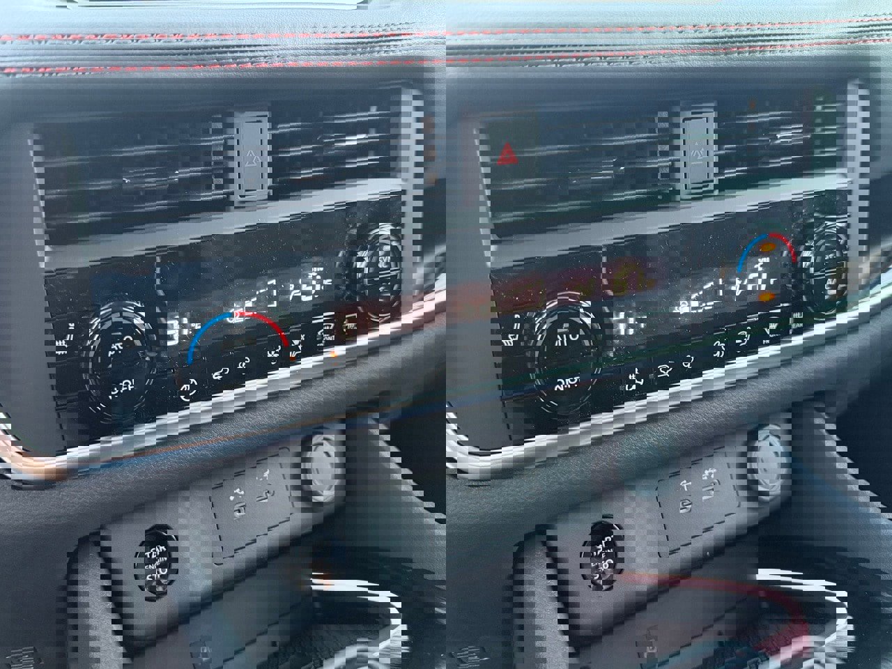 New 2026 Nissan Rogue Rock Creek image 15