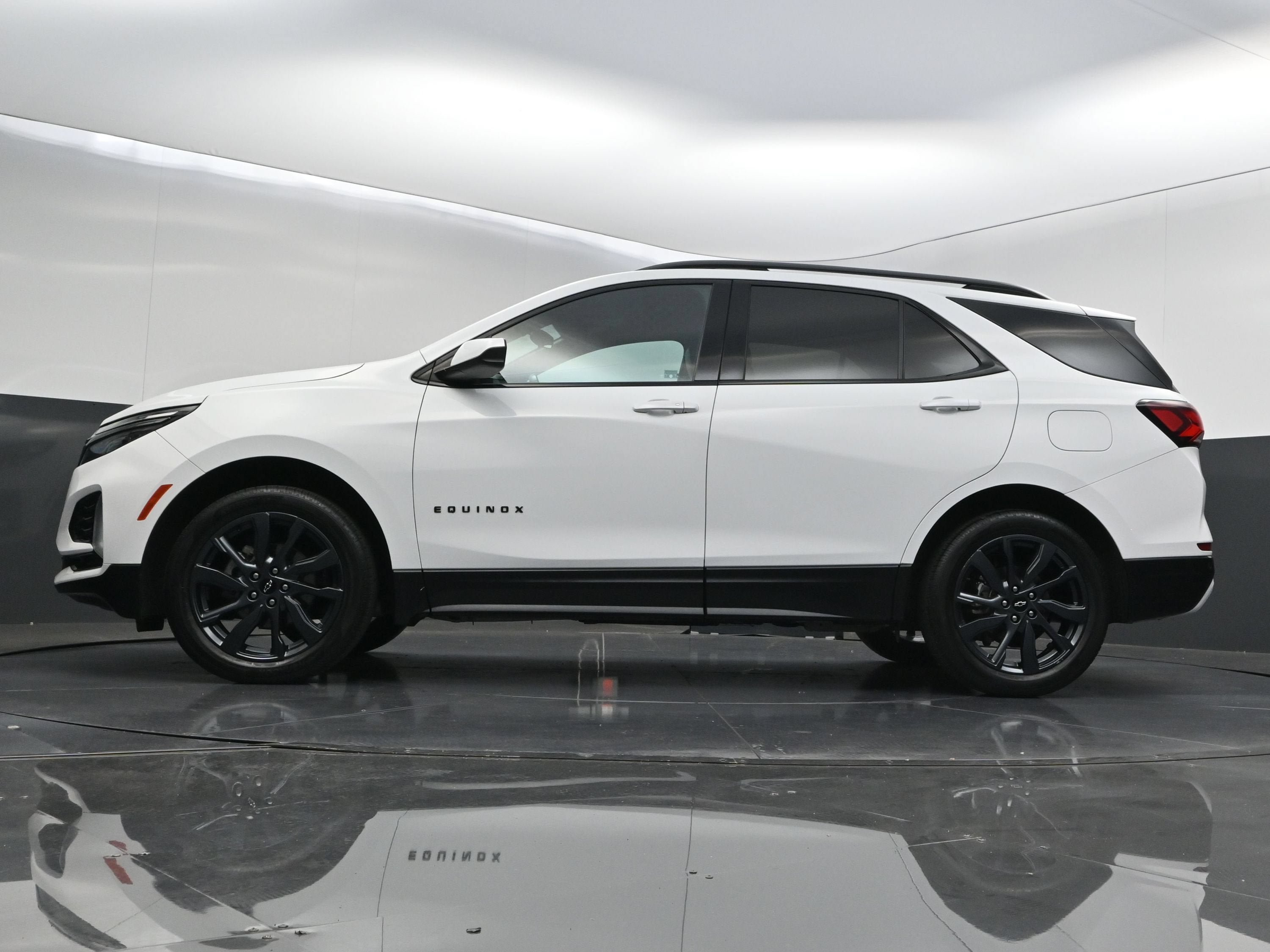 Certified 2022 Chevrolet Equinox RS AWD/4WD image 41