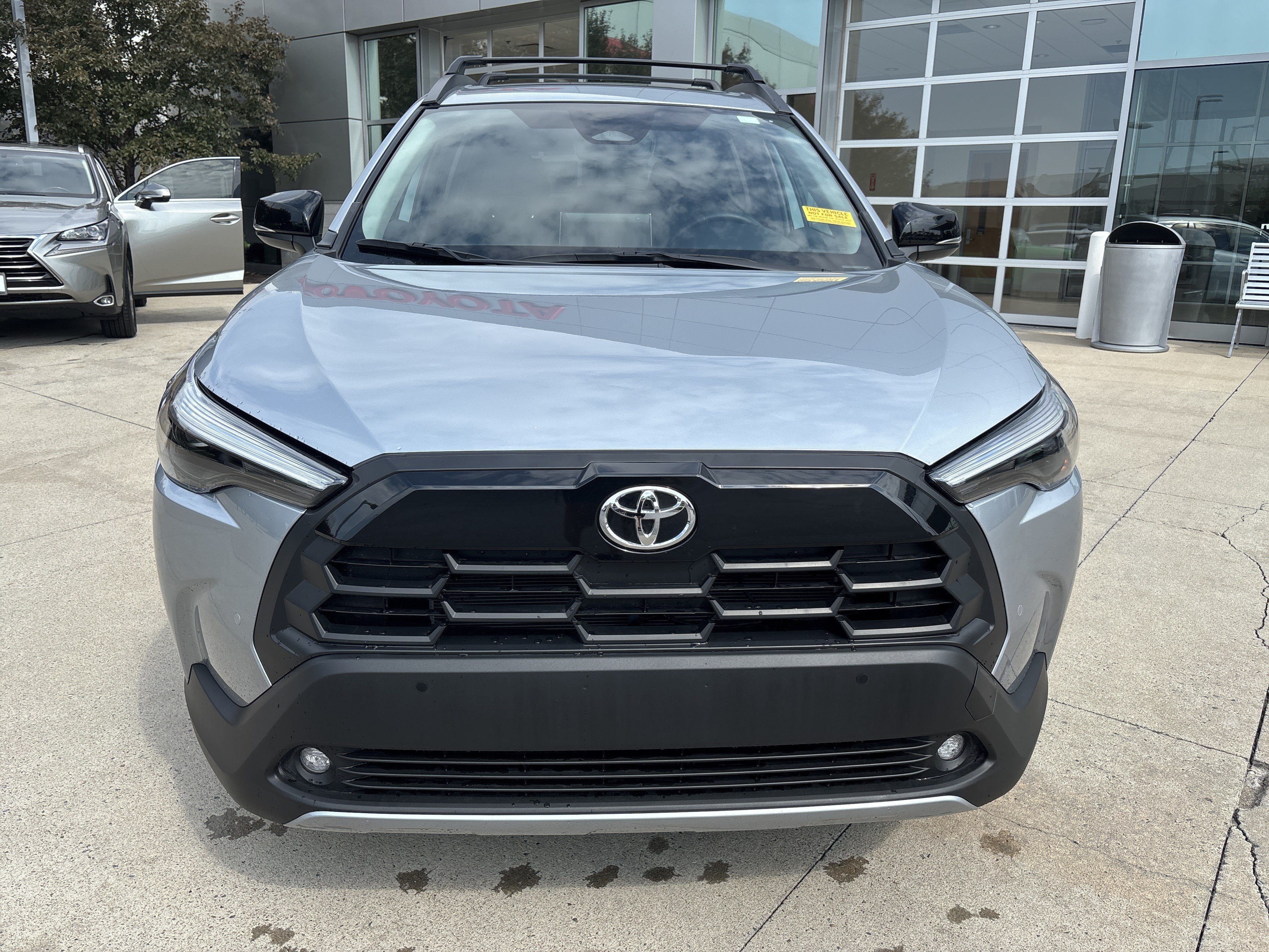 Used 2026 Toyota Corolla Cross XLE w/ Convenience Package AWD/4WD image 5