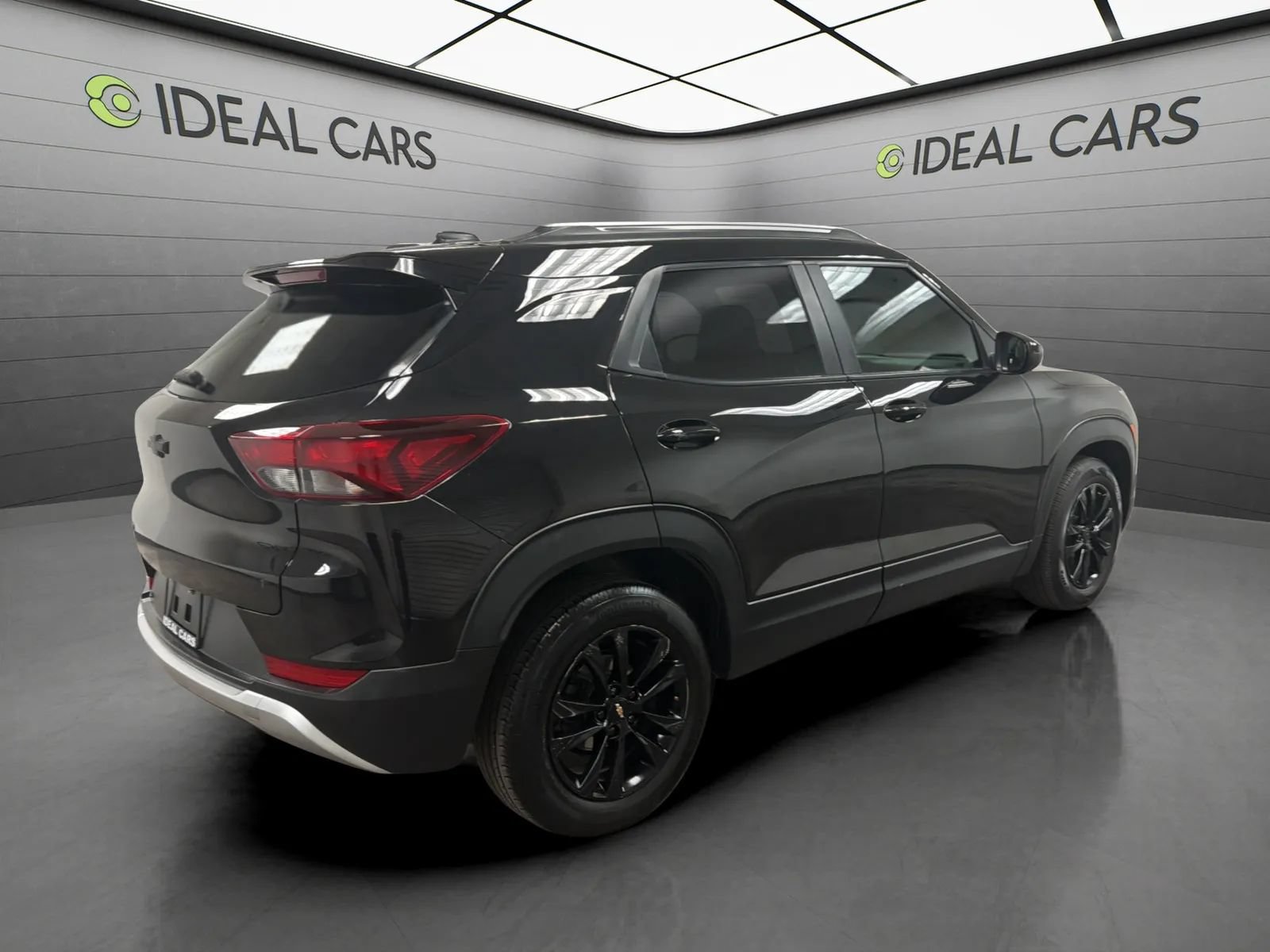 Used 2023 Chevrolet TrailBlazer LT FWD image 5
