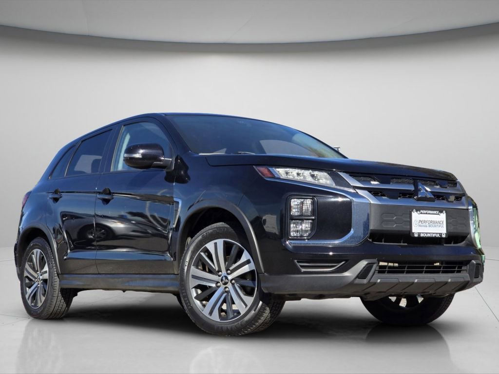 Used 2021 Mitsubishi Outlander Sport SE image 2